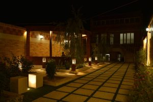 محوطه پروژه مسکونی آقای کارگر