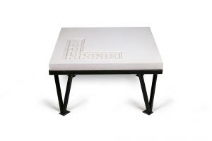 میز بتنی قرار