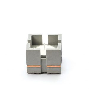 شمعدان ونوس